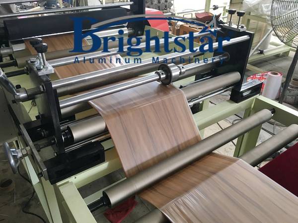 Wood grain film ultrasonic sealing machine