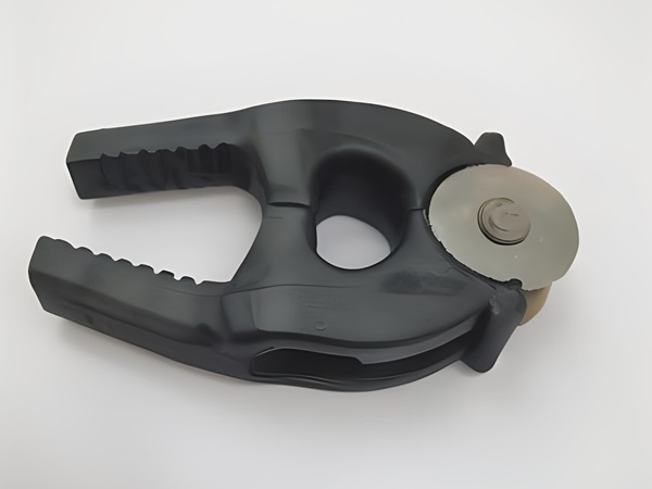 Anodizing pneumatic clamp, activate aluminum profile anodizing process more efficient and economical